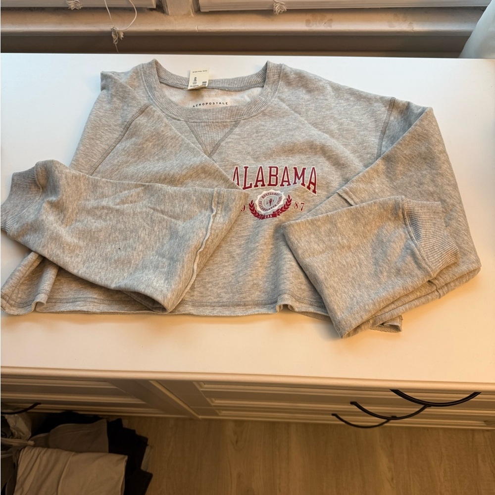 Aeropostale Long Sleeve sweatshirt
